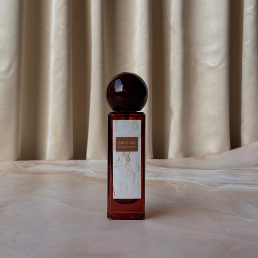 AMBER ROSE OUD
